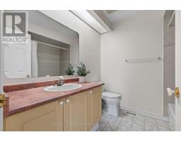 137 Hunterswood Crescent, Ottawa, ON K1G5W1 Photo 35