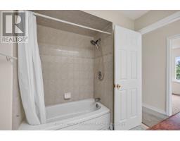 137 Hunterswood Crescent, Ottawa, ON K1G5W1 Photo 36