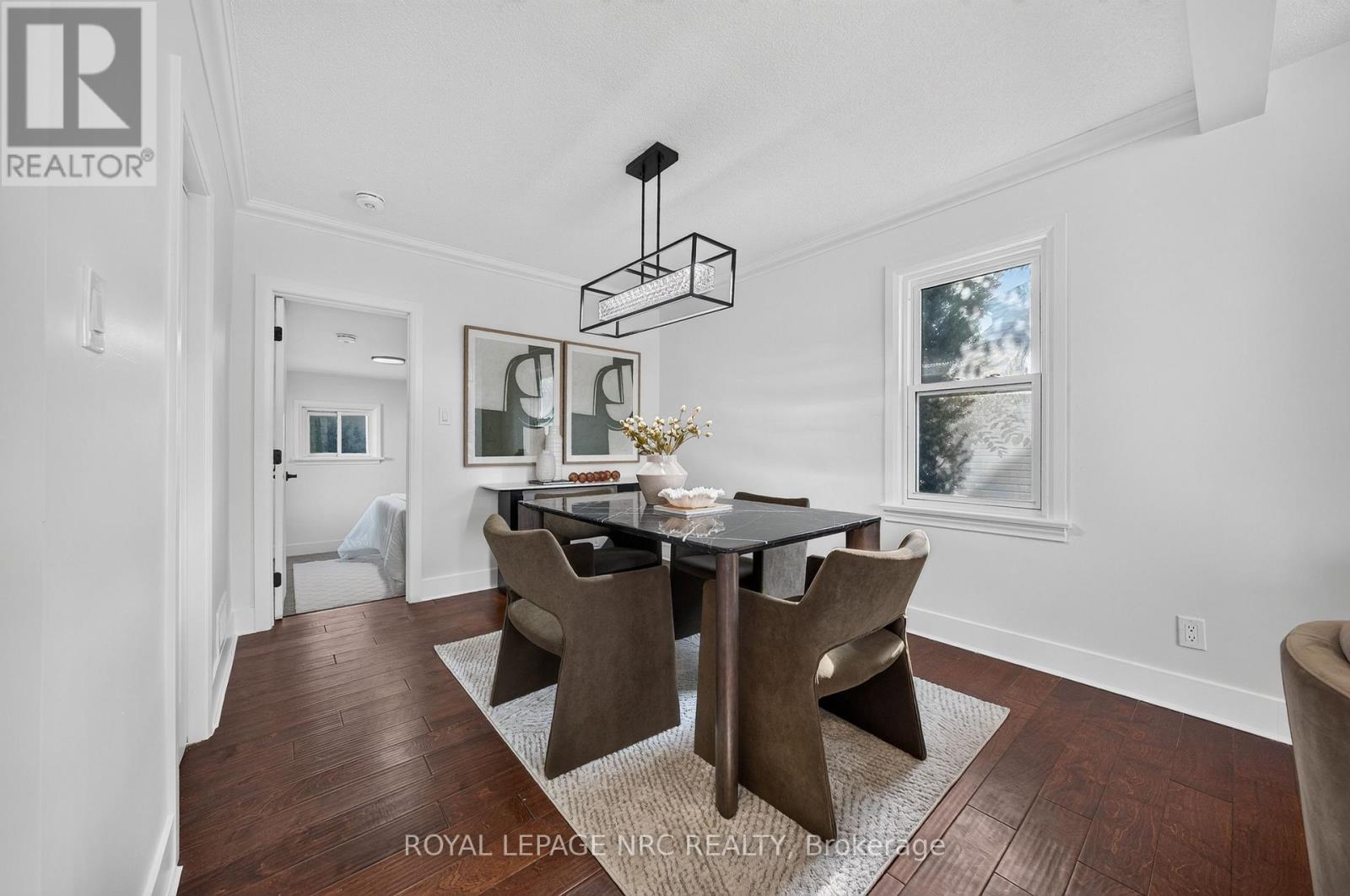 12 ADMIRAL ROAD - Image 14