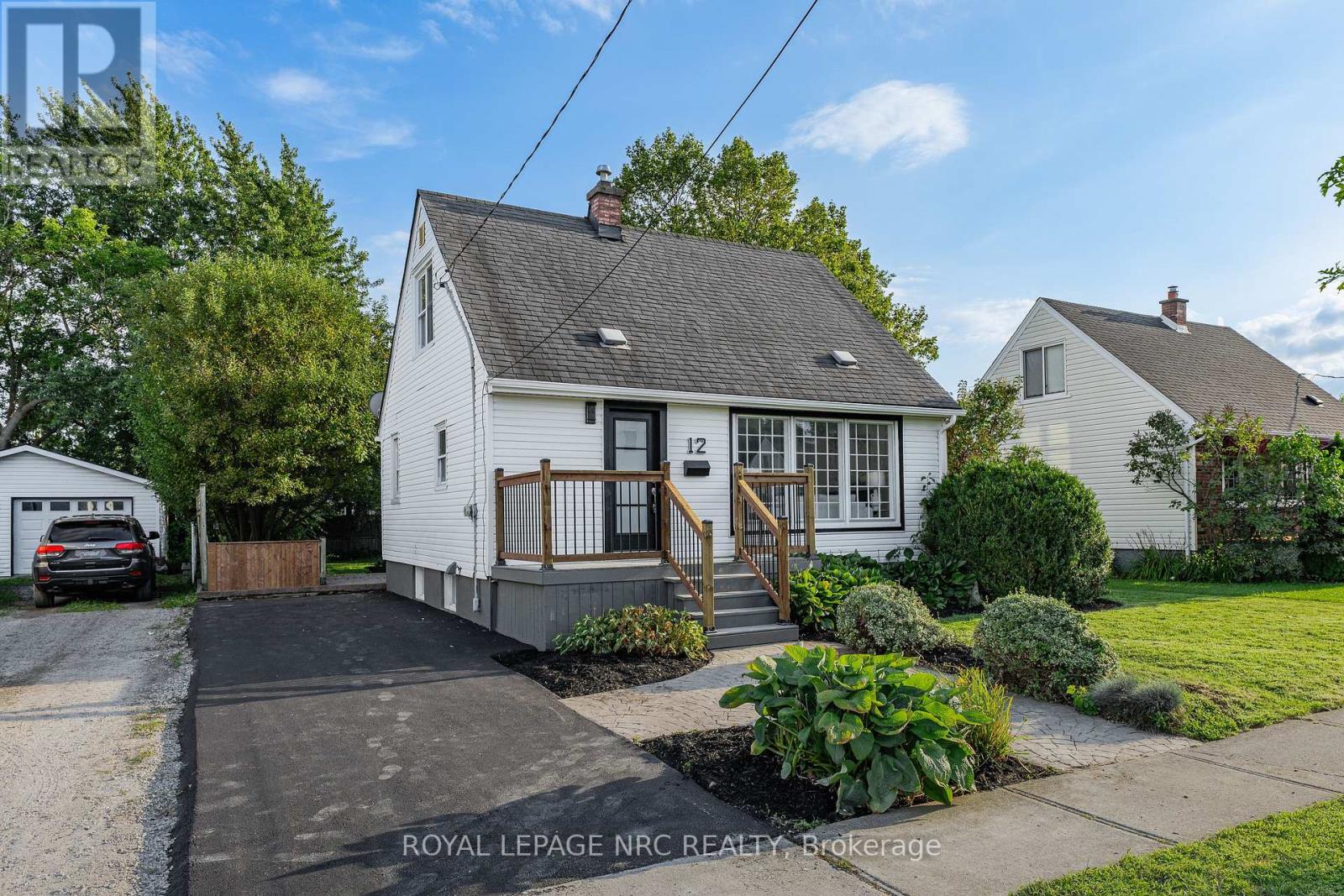 12 ADMIRAL ROAD - Image 3