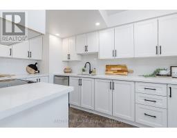 1509 - 121 Ling Road, Toronto, ON M1E4Y2 Photo 13
