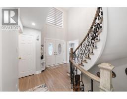 5 Anson Avenue, Toronto, ON M1M1X2 Photo 11