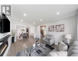 5 Anson Avenue, Toronto, ON M1M1X2 Photo 7