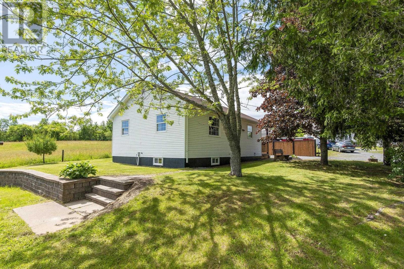97 Panuke Road - Image 25