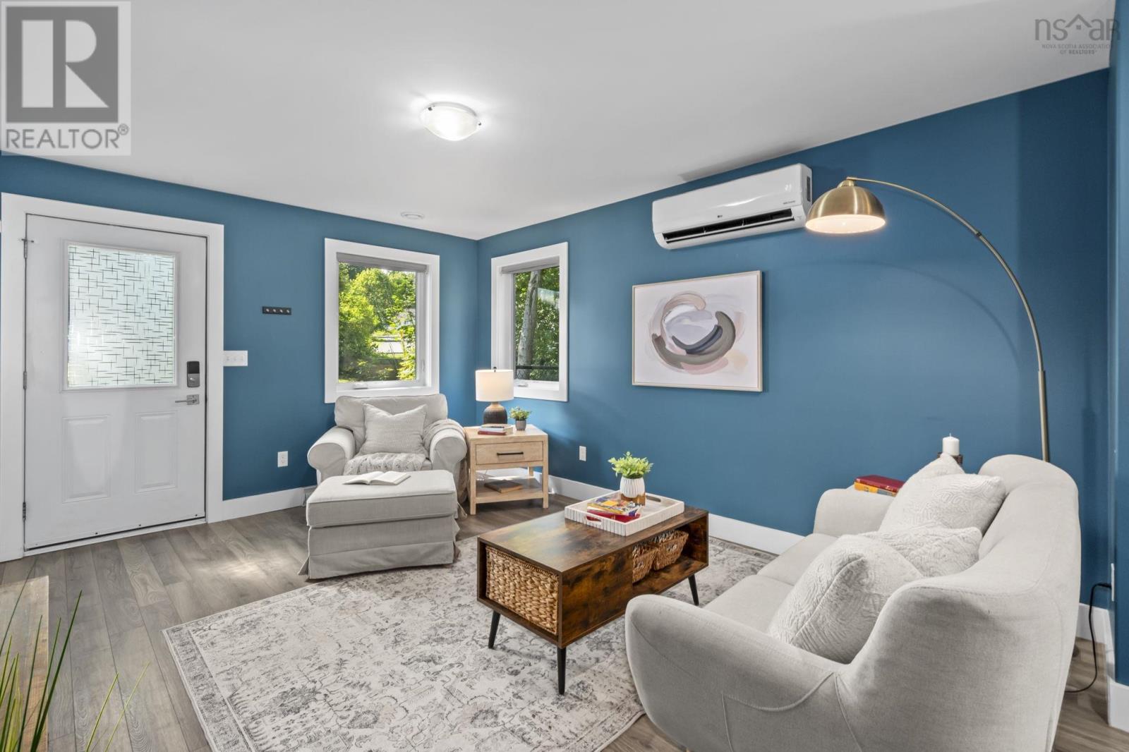 1055 Marie Crescent - Image 6