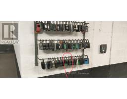 2610 - 2 Sonic Way, Toronto, ON M3C0P2 Photo 14