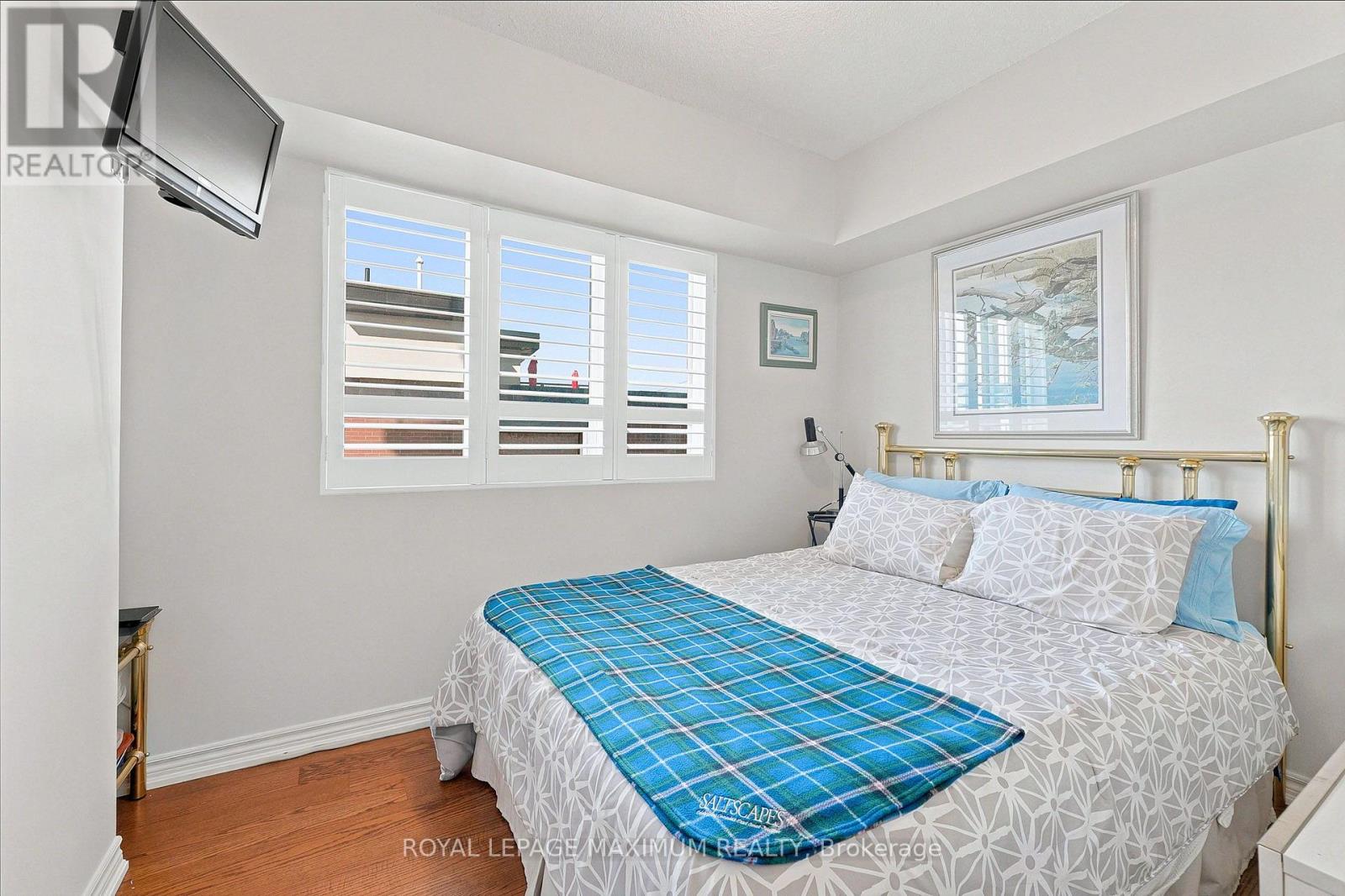 #402 7730 KIPLING AVENUE - 16