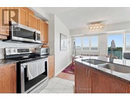 402 - 7730 Kipling Avenue, Vaughan, ON L4L1Y9 Photo 7