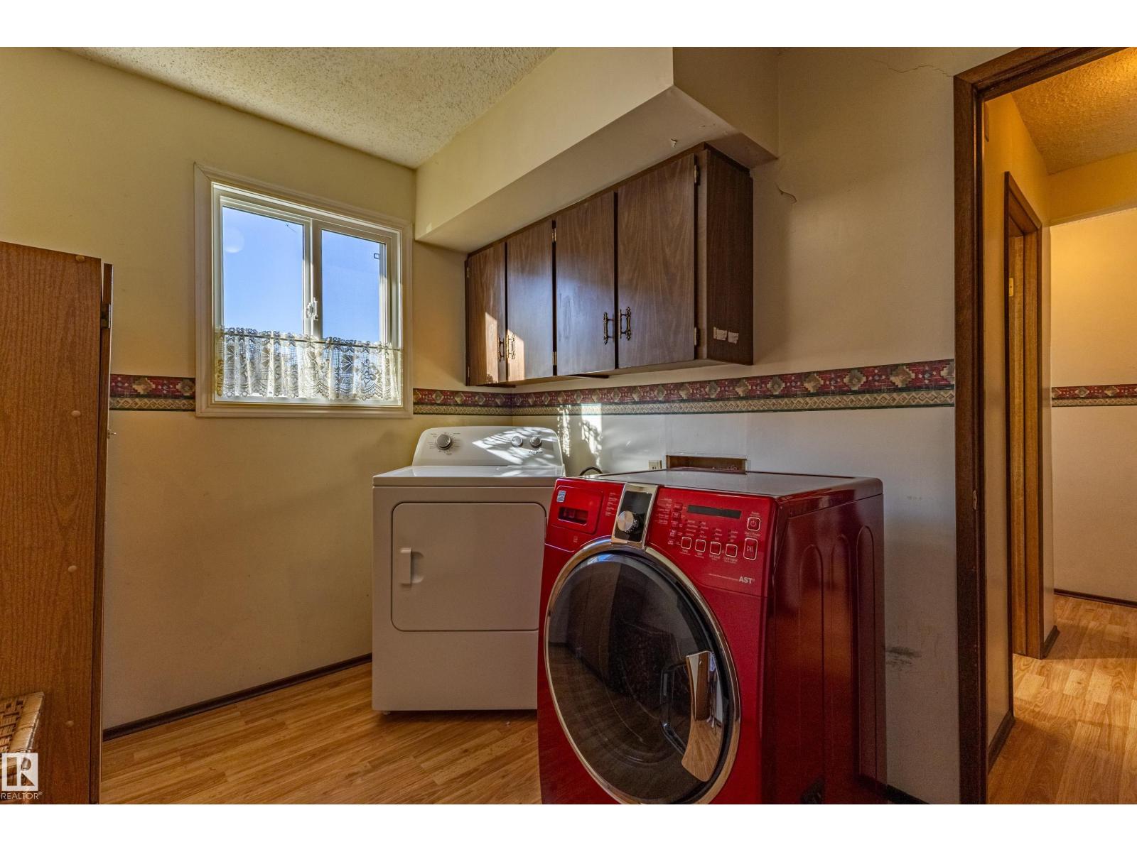 8743 179 ST NW - 22