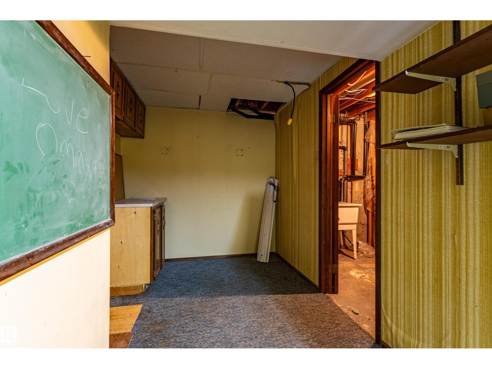 8743 179 ST NW - 33