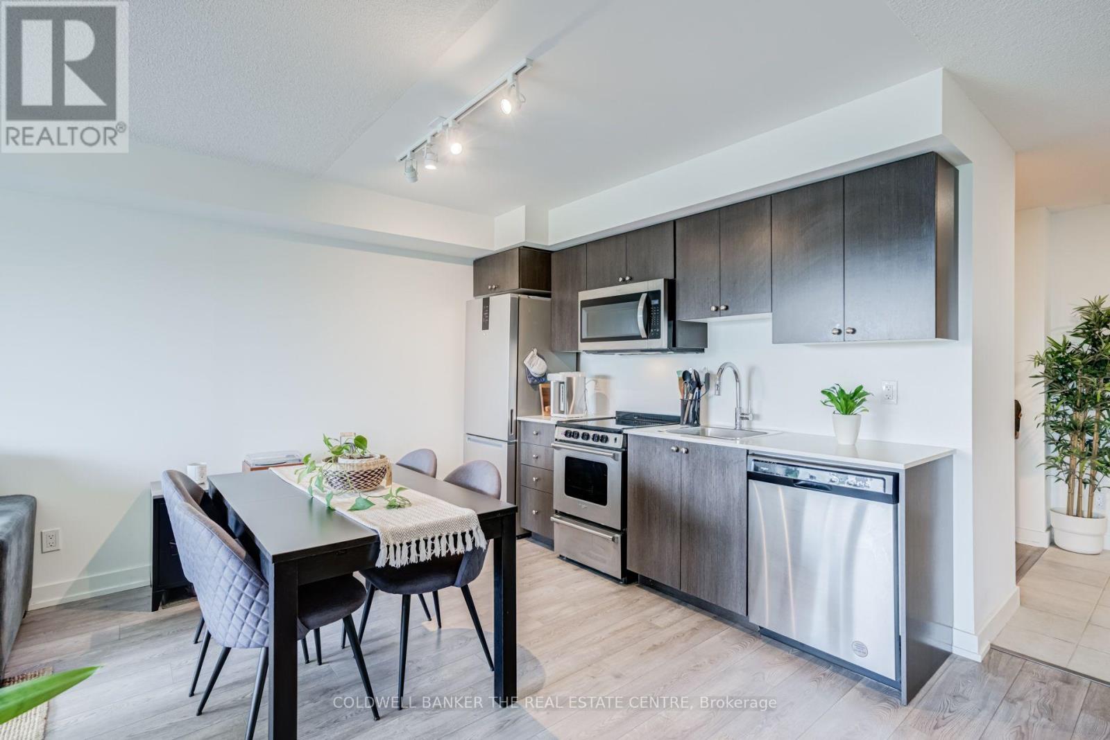 #412 10 WILBY CRESCENT - 13