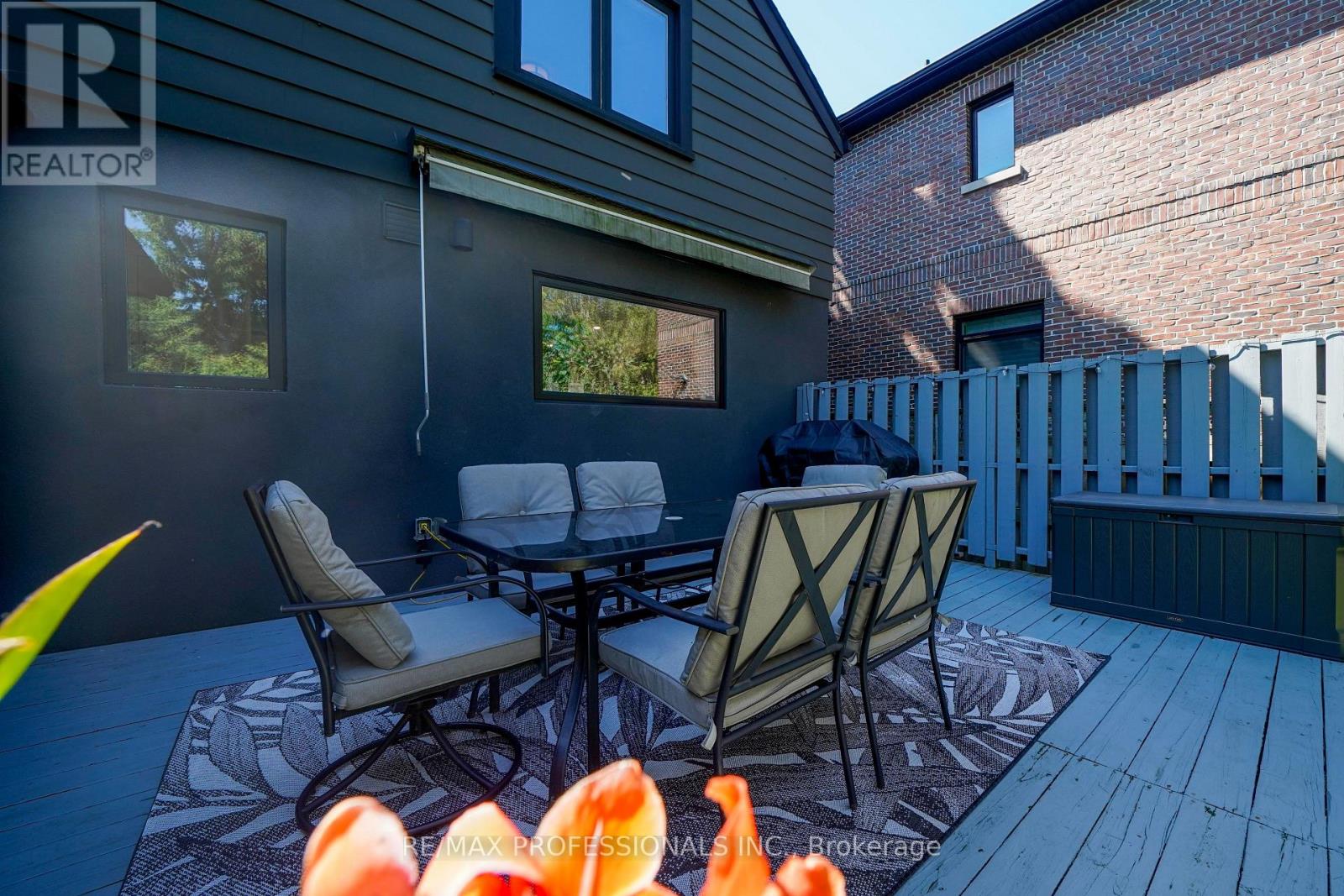 4 WINSTON GROVE - Image 37
