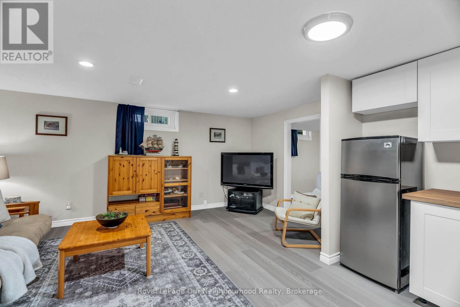 67 BARTLETT CRESCENT - Image 35