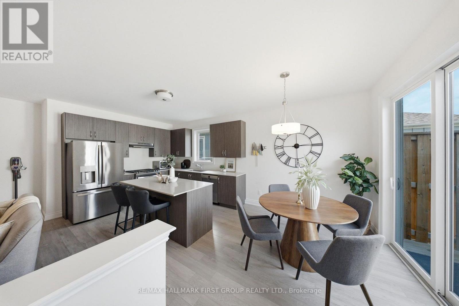 #124 80 MARSH AVENUE - 13