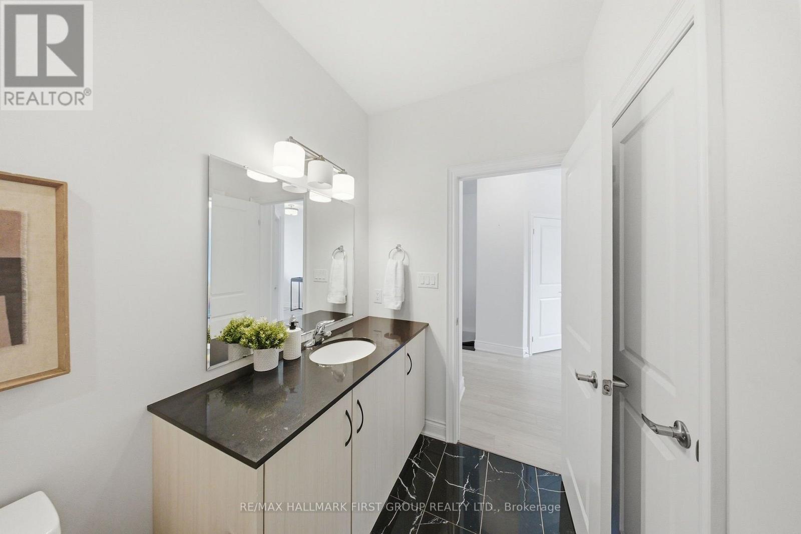#124 80 MARSH AVENUE - 21