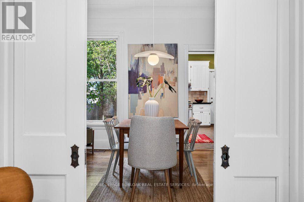 16 BRUCE STREET - 11