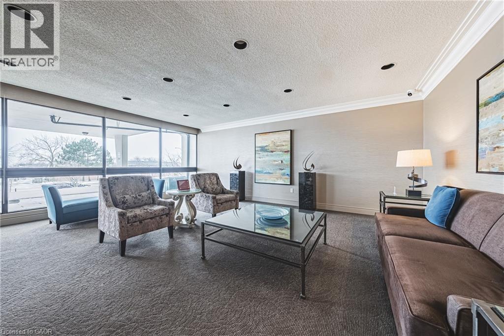 #1507 2055 UPPER MIDDLE Road - Image 33