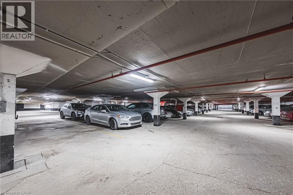 #1507 2055 UPPER MIDDLE Road - Image 37