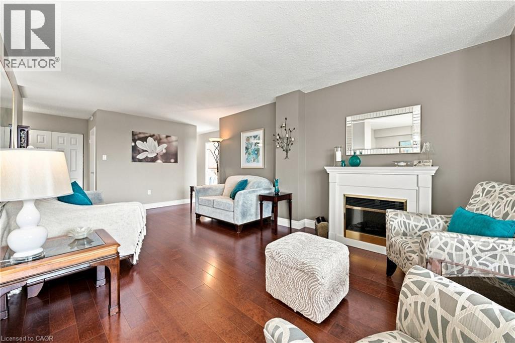 #1507 2055 UPPER MIDDLE Road - Image 4