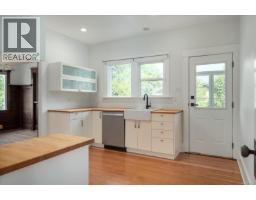733 Fitzwilliam St, Nanaimo, BC V9R3B7 Photo 15
