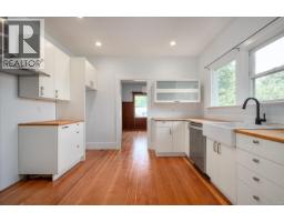733 Fitzwilliam St, Nanaimo, BC V9R3B7 Photo 24