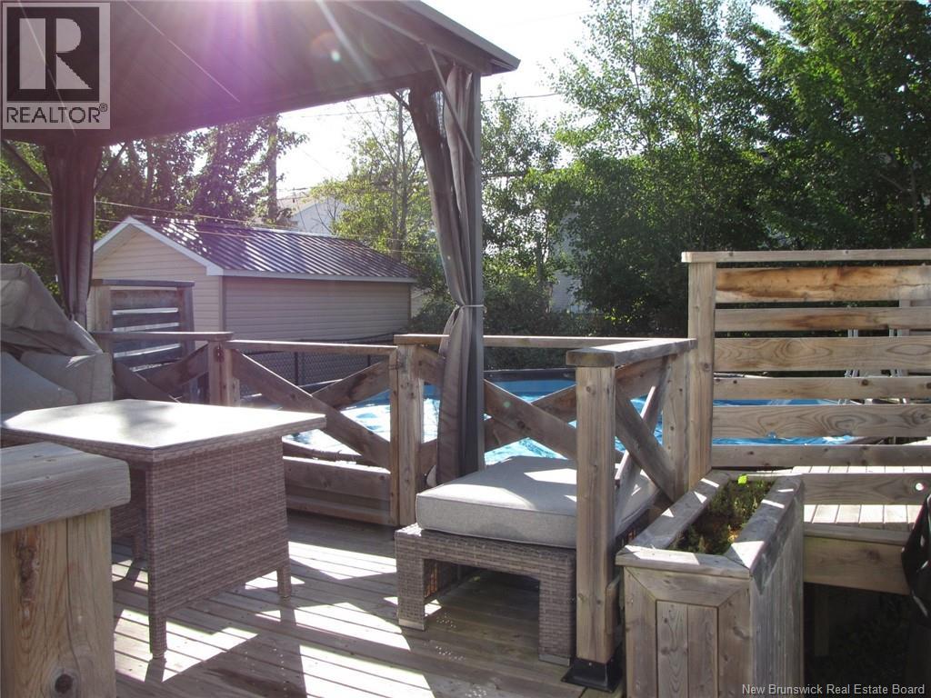 44 Greenhaven Drive - 12