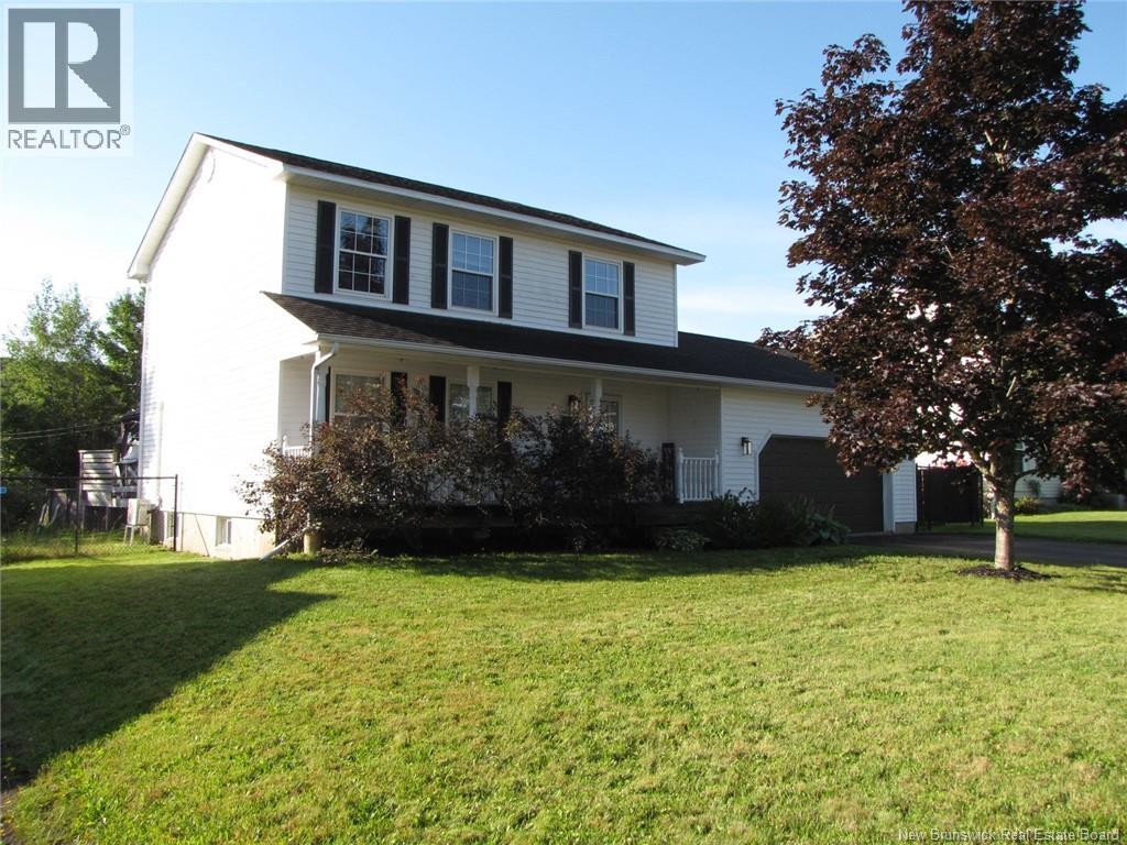 44 Greenhaven Drive - 2