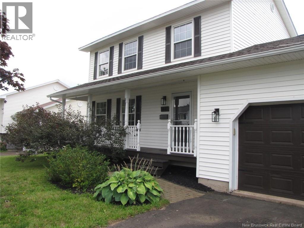 44 Greenhaven Drive - 3