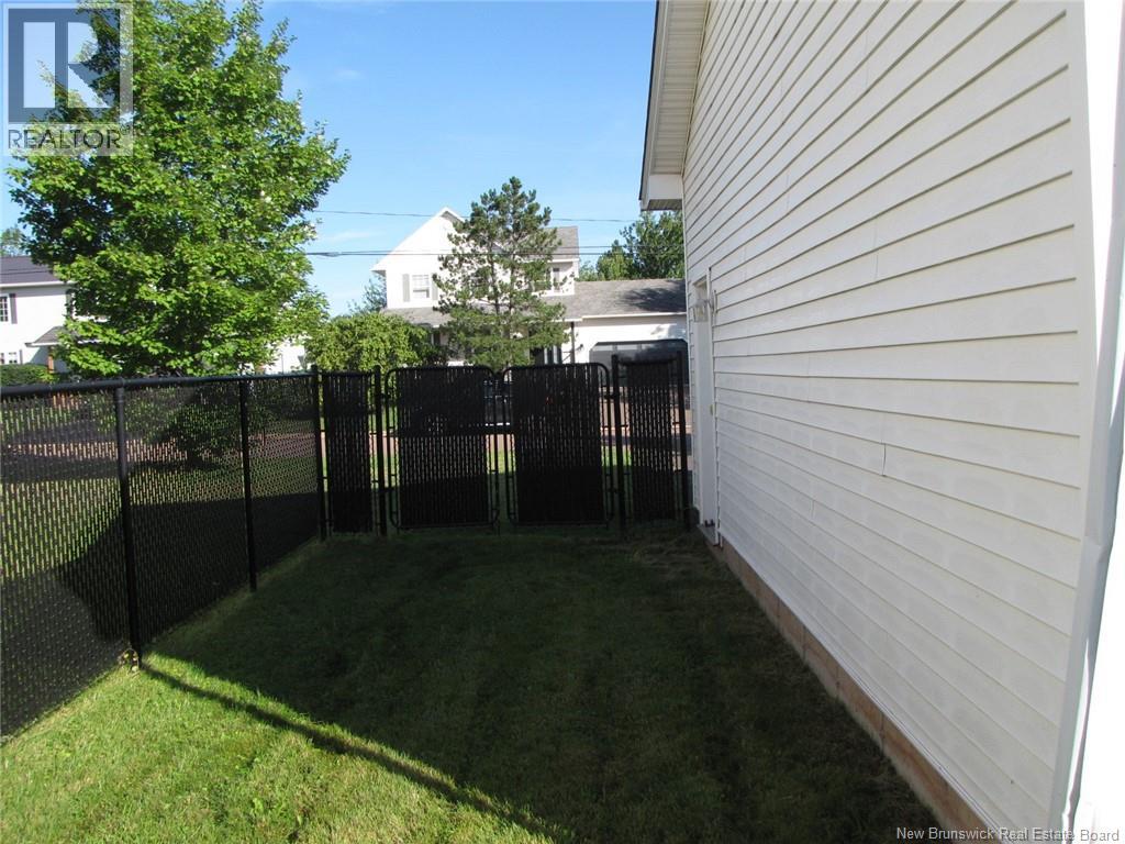 44 Greenhaven Drive - Image 8