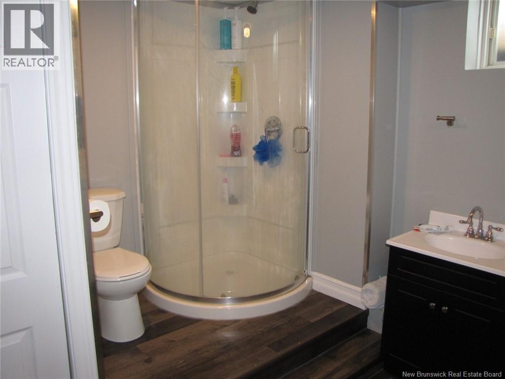 44 Greenhaven Drive - Image 30