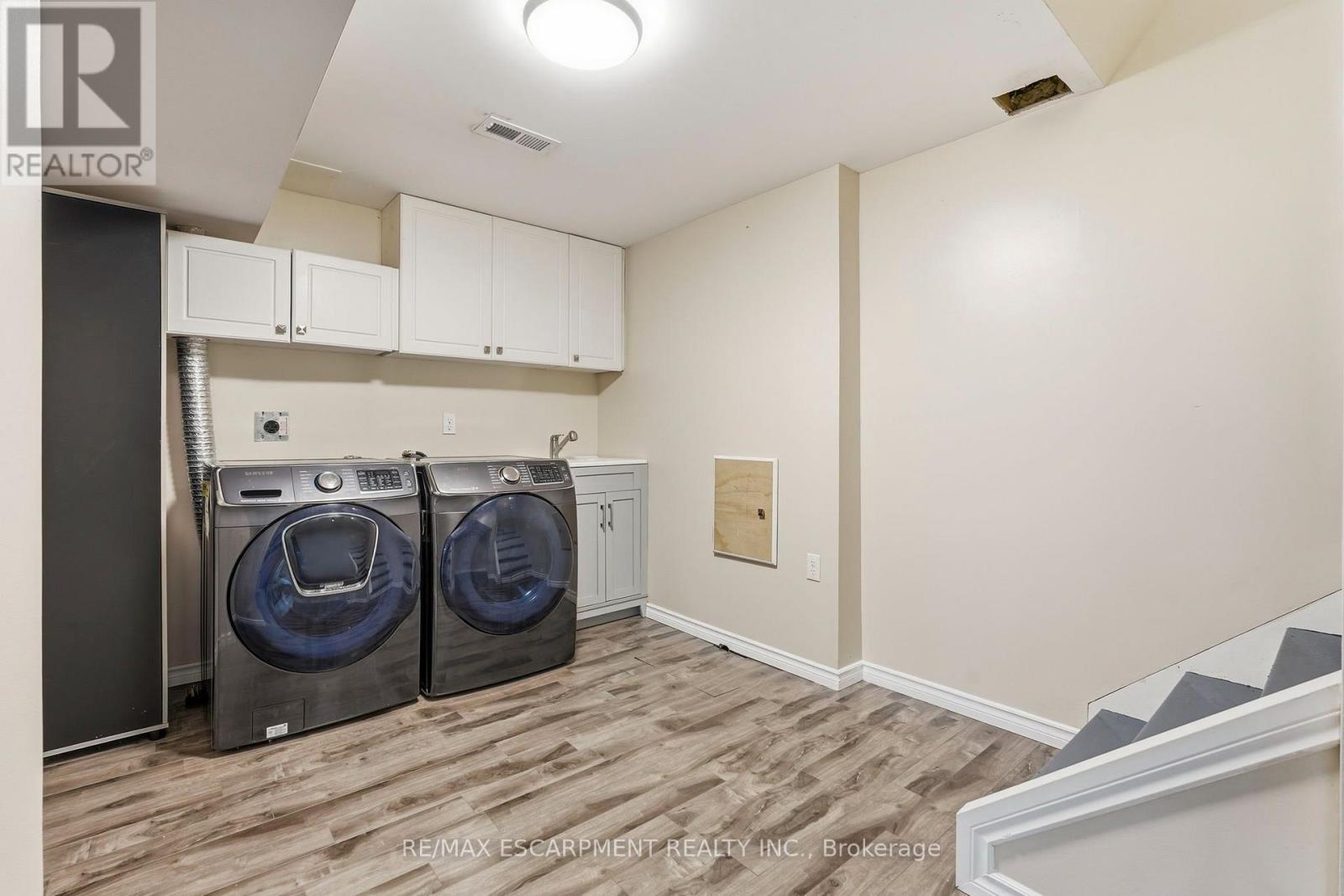 18 SABLE DRIVE - 36