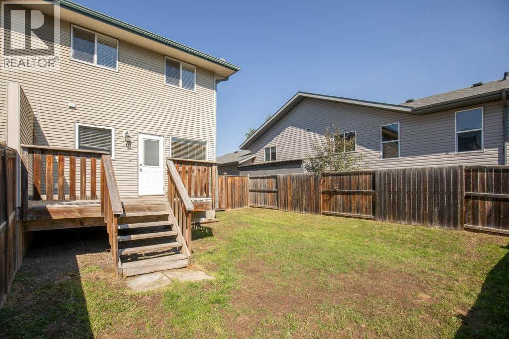 Listing photo – 127 Lyons Close, Red Deer