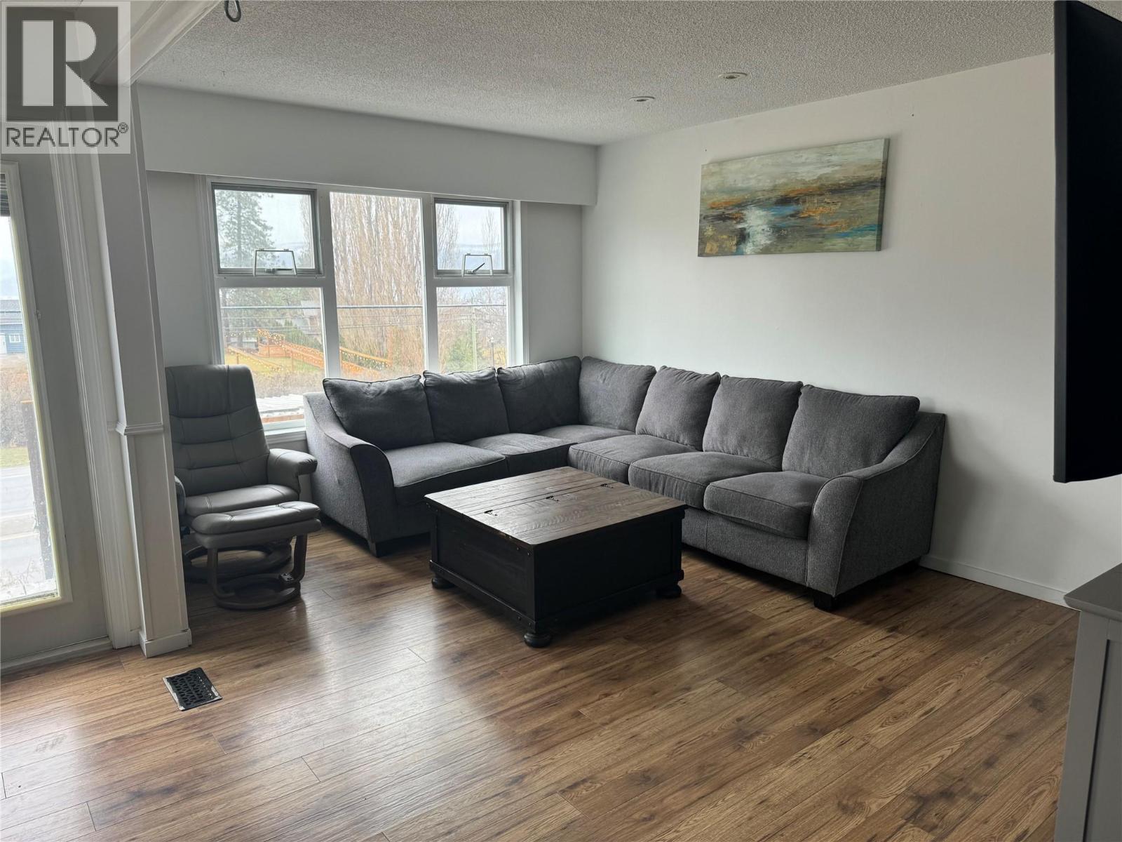  1350 Bentien Road, Kelowna