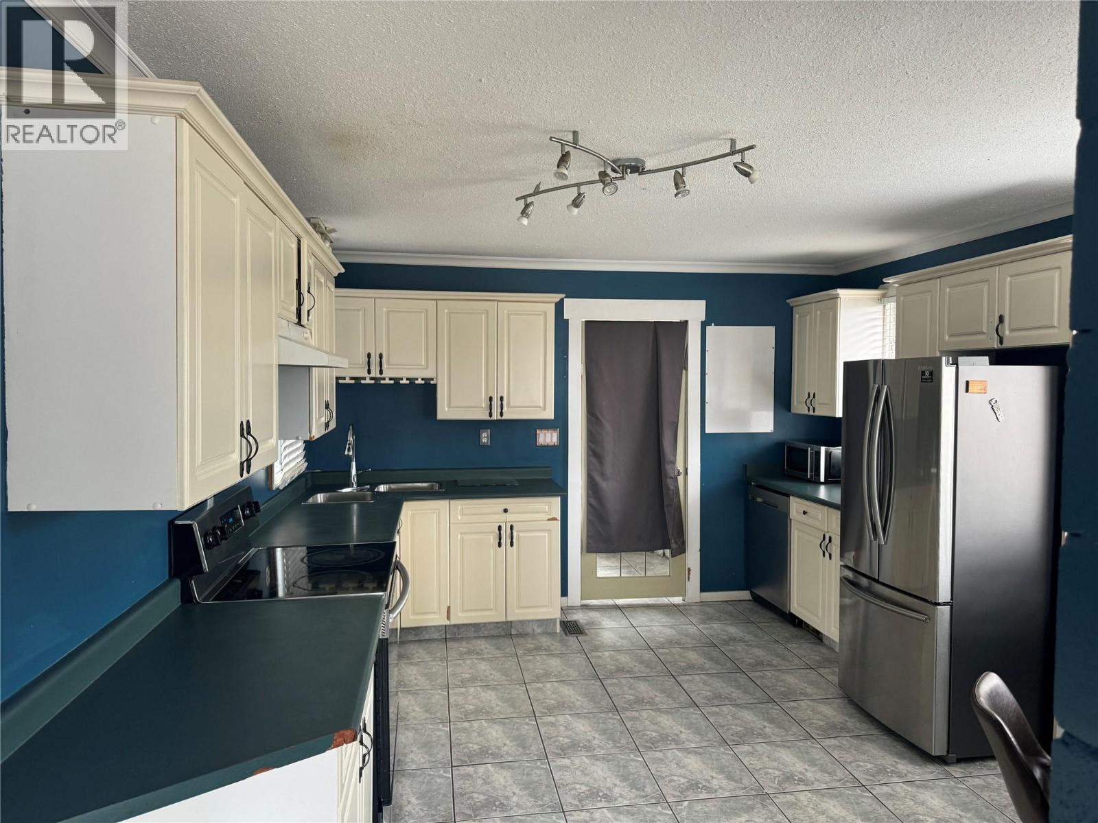  1350 Bentien Road, Kelowna