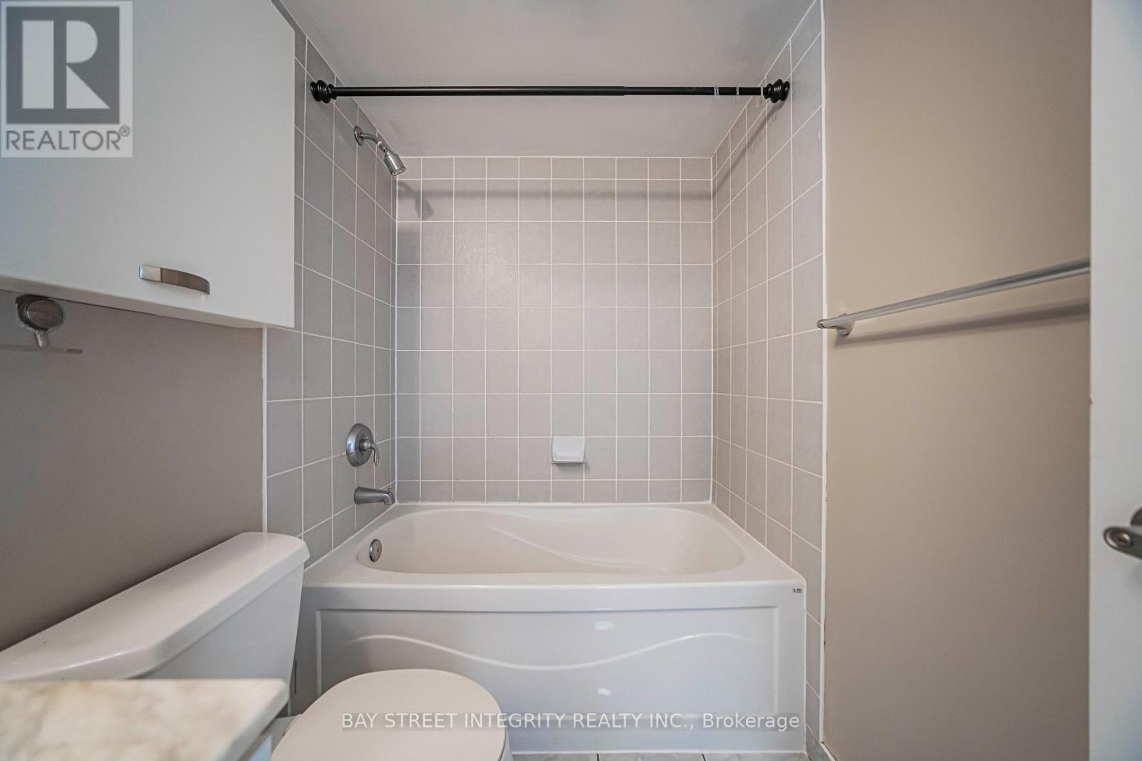 #1406 38 GRENVILLE STREET - 27