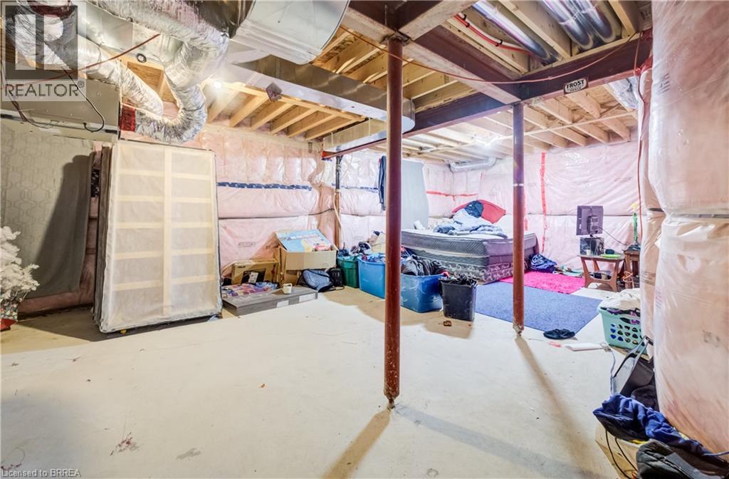 38 SINDEN Road - 23