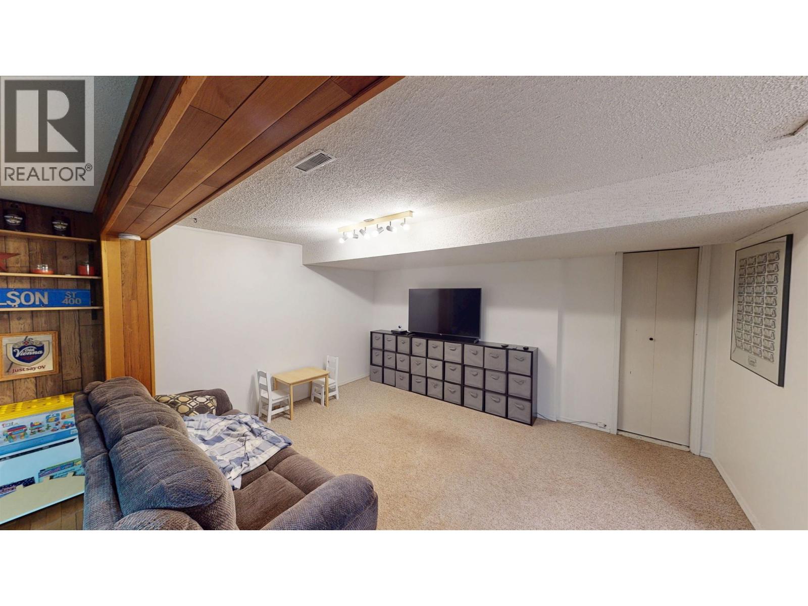 9419 106 AVENUE - Image 35