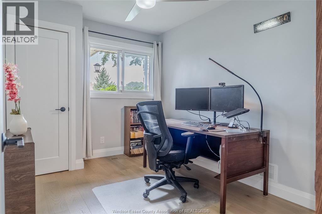 468 Watson AVENUE - 21