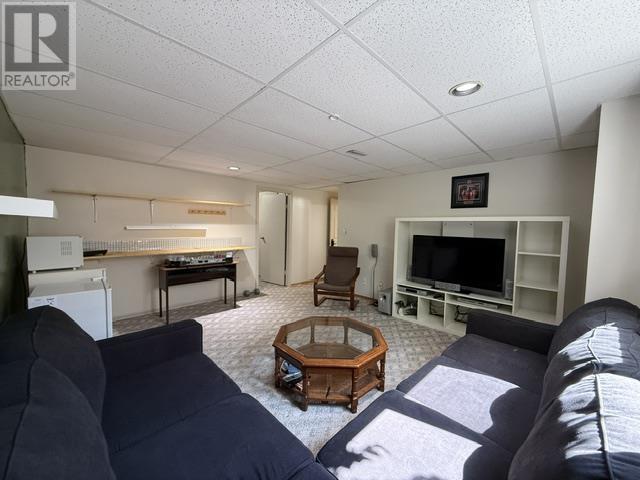 120 Minto Cres - Image 21