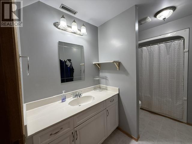 120 Minto Cres - Image 23