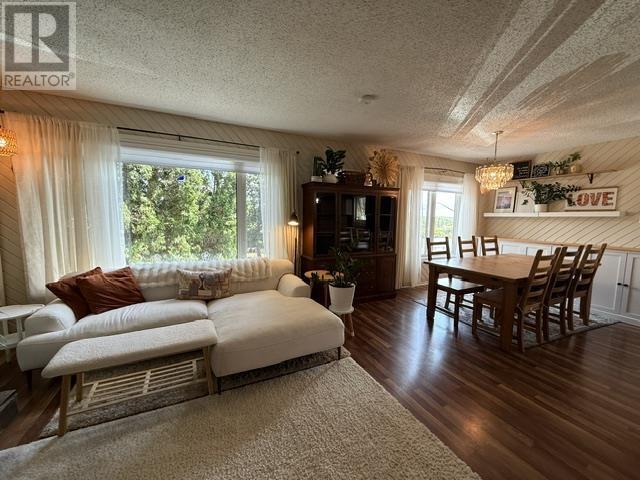 120 Minto Cres - Image 8