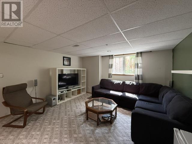 120 Minto Cres - Image 20