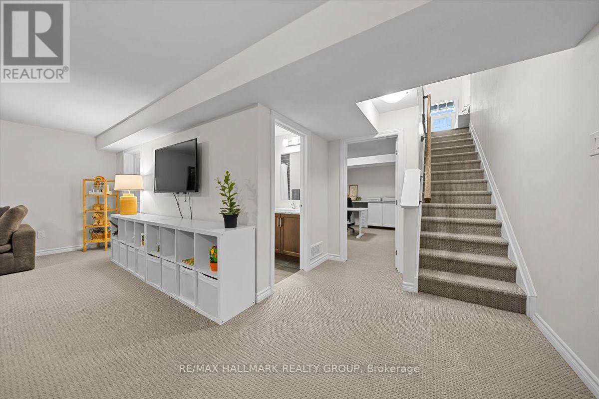 213 KINDERWOOD WAY - Image 37