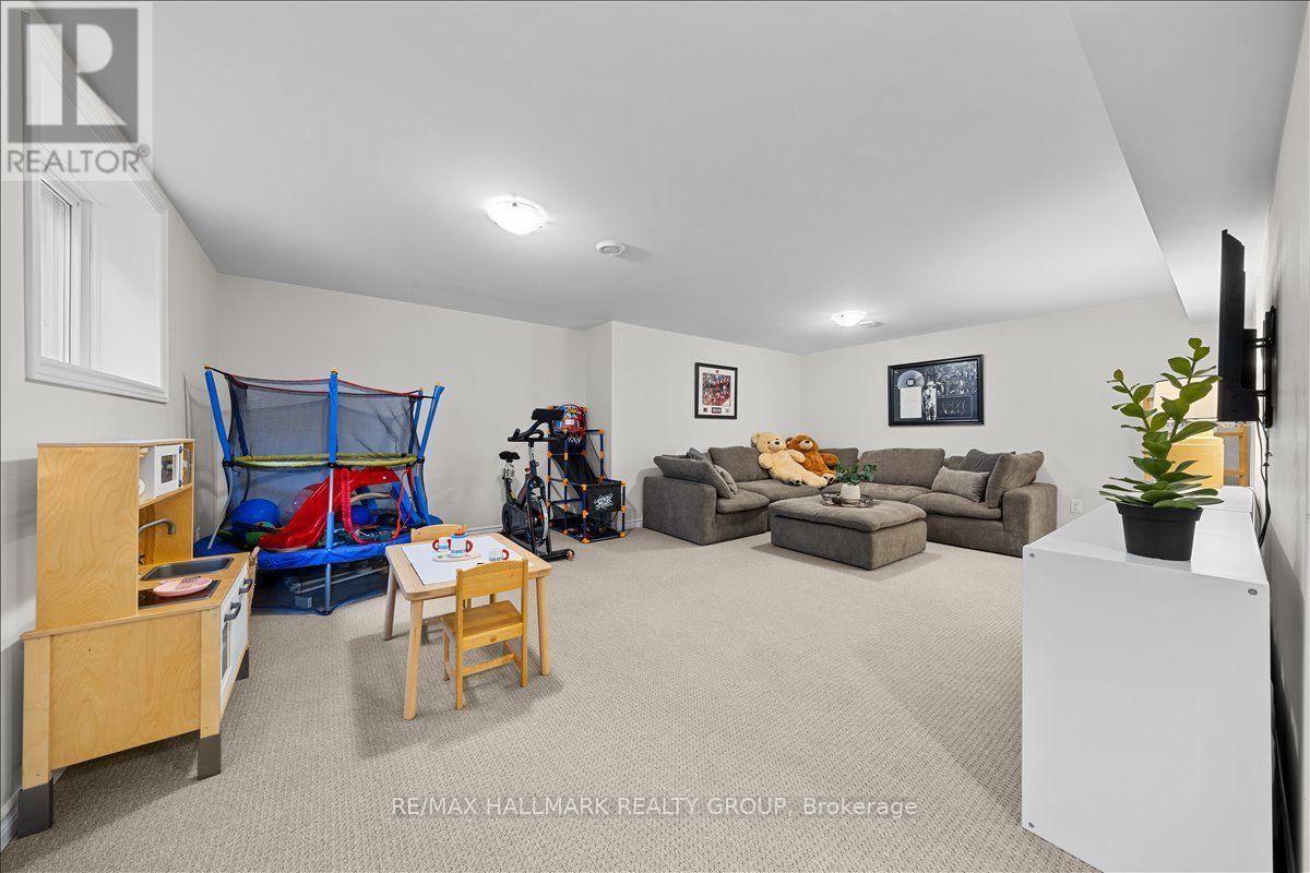 213 KINDERWOOD WAY - Image 38