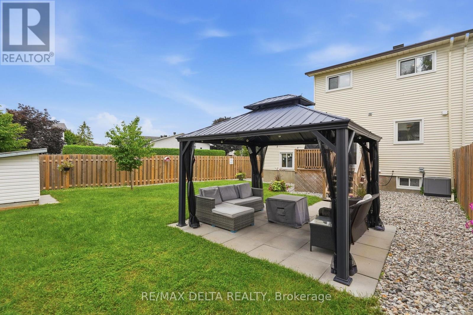 991 DIANNE STREET - Image 34
