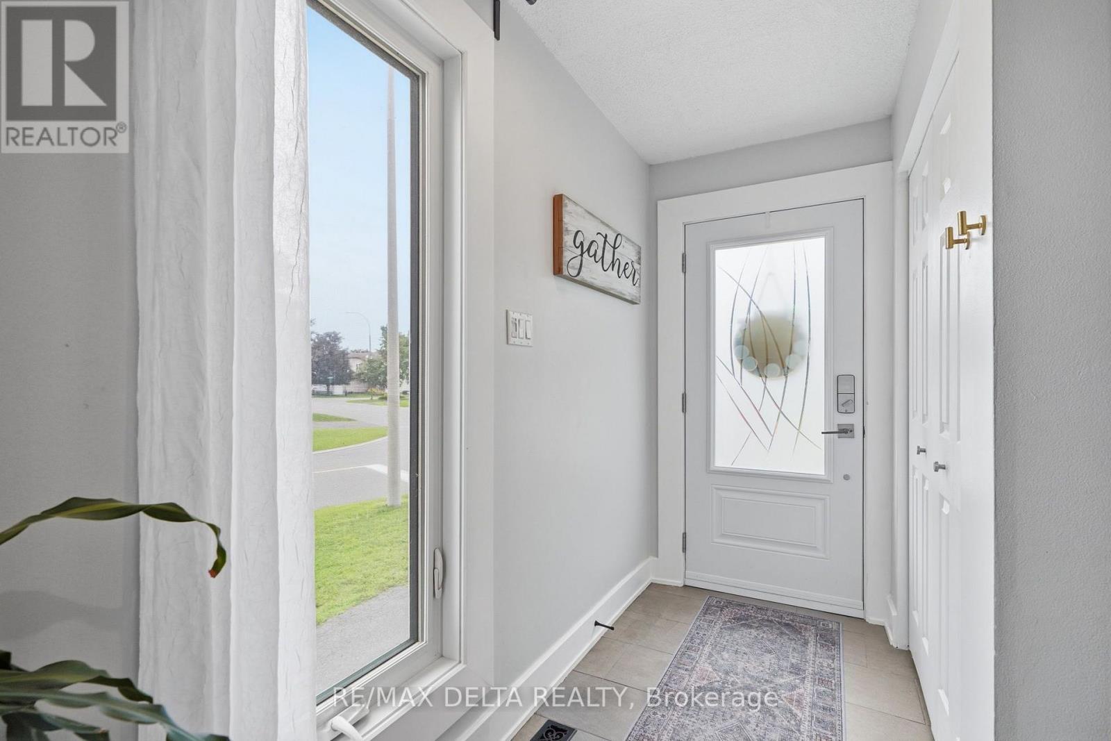 991 DIANNE STREET - 6