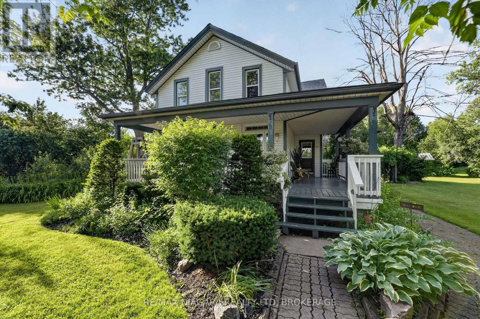 3776 BERTIE STREET - 3