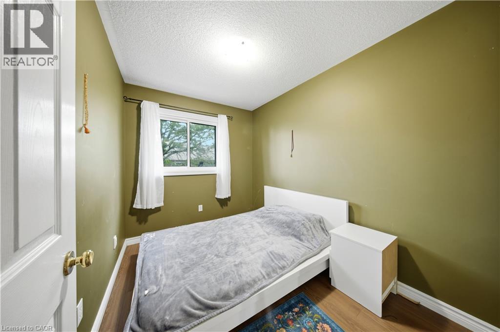 #16 384 LIMERIDGE Road E - Image 29