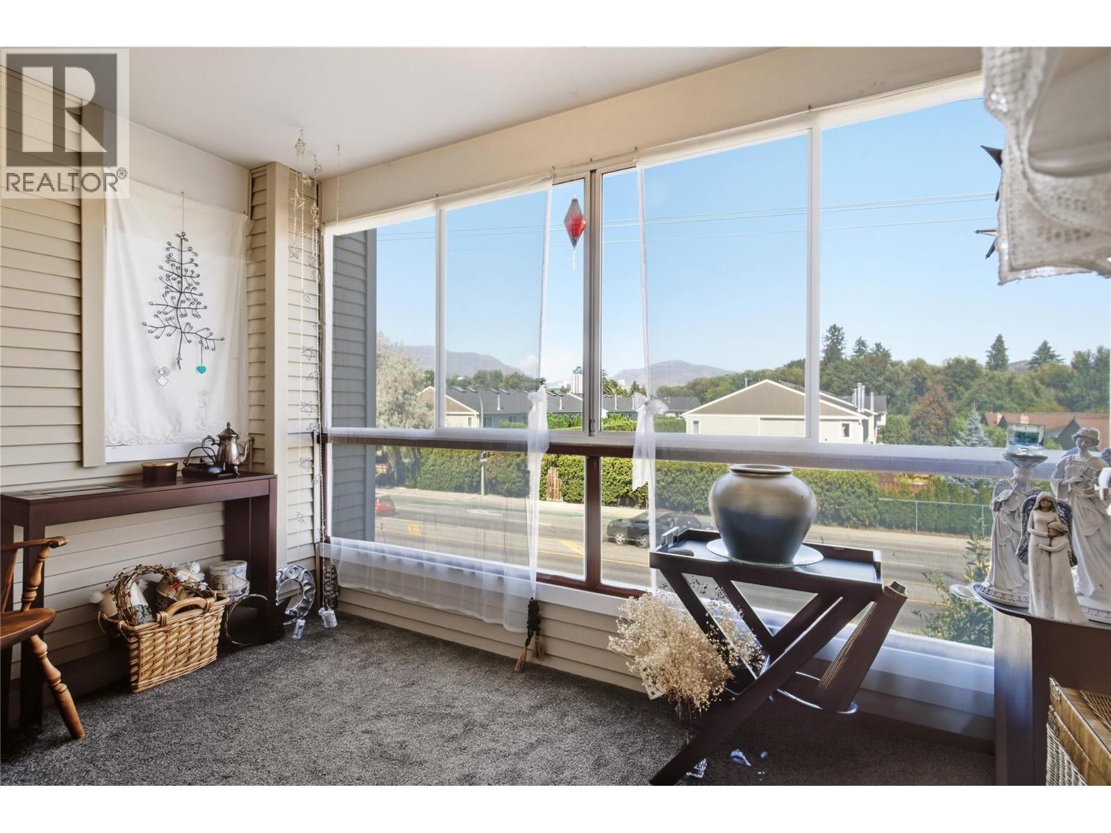 940 Glenwood Avenue Unit# 212, Kelowna