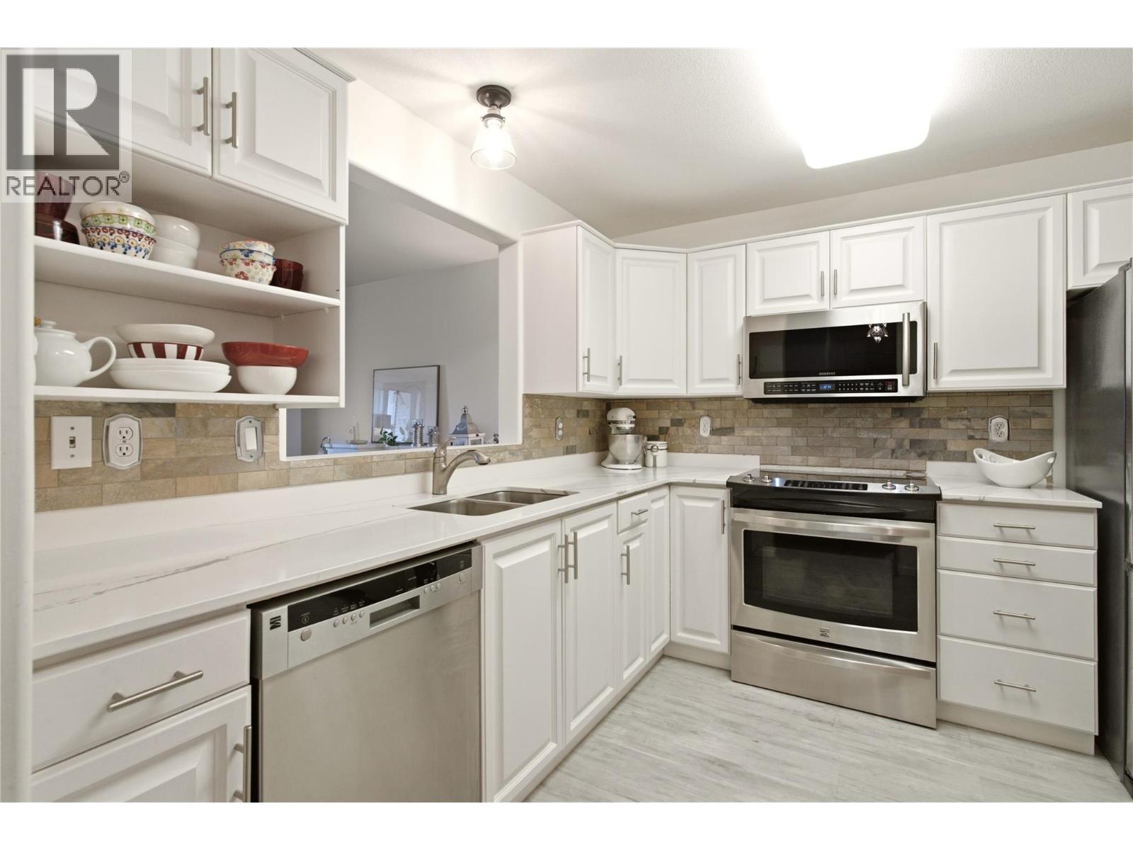 940 Glenwood Avenue Unit# 212, Kelowna